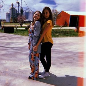 Meet your Posher, Makray